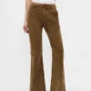 Pantalon évasé en velours côtelé à taille moyenne