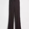 Pantalon évasé moderne à larges côtes
