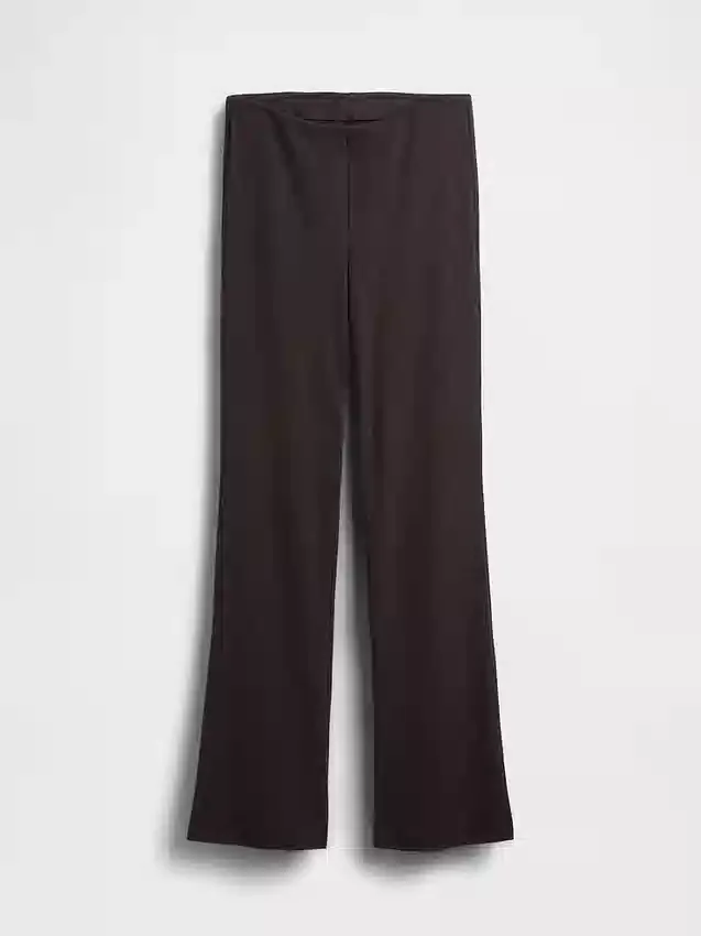 Pantalon évasé moderne à larges côtes