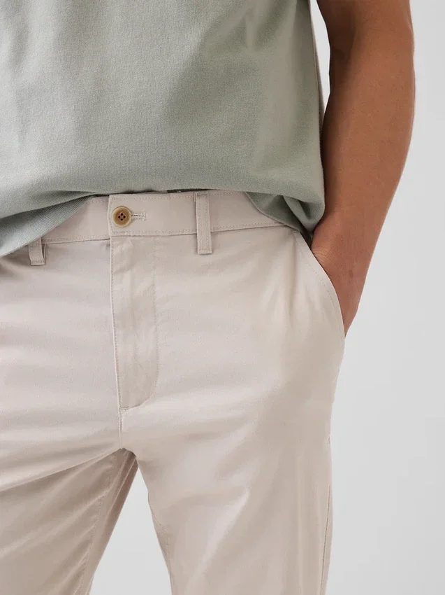 Pantalons kaki slim modernes