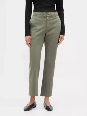 Pantalons kaki taille moyenne