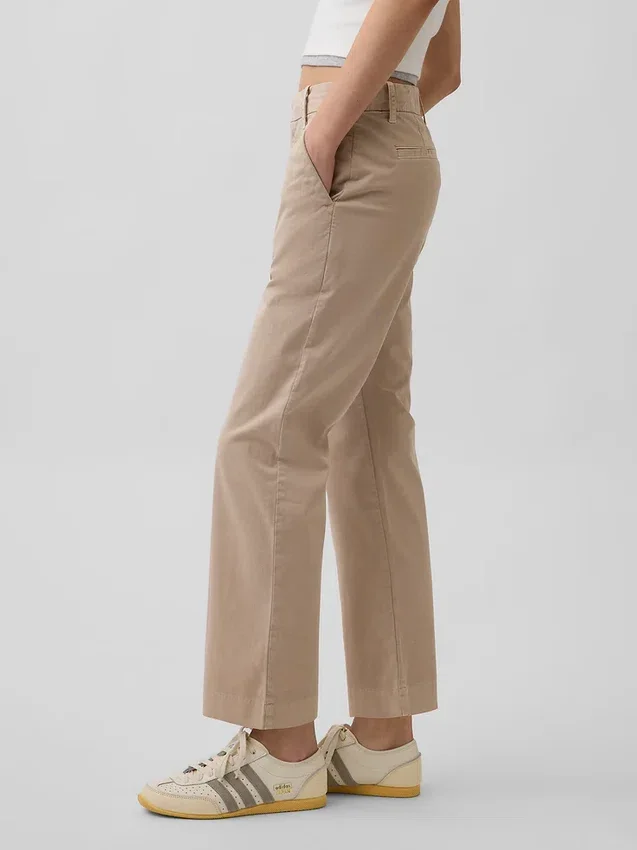 Pantalons kaki taille moyenne