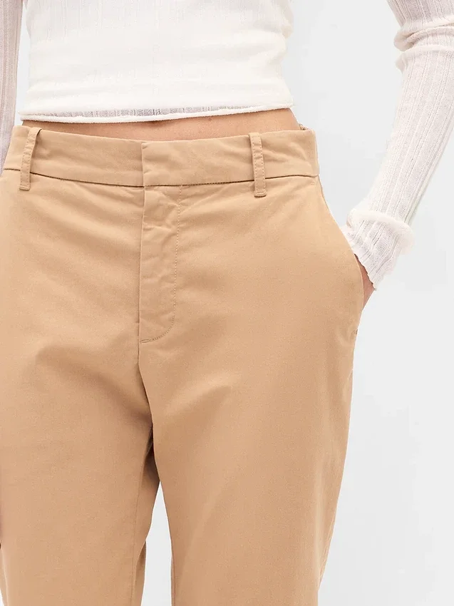 Pantalons kaki taille moyenne