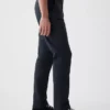 Pantalons kakis modernes à coupe fuselée