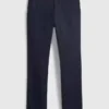 Pantalons kakis modernes à coupe fuselée