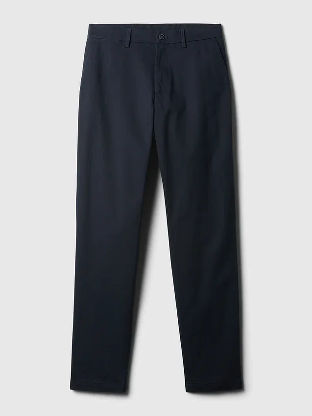 Pantalons kakis modernes à coupe fuselée