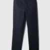 Pantalons kakis modernes à coupe fuselée