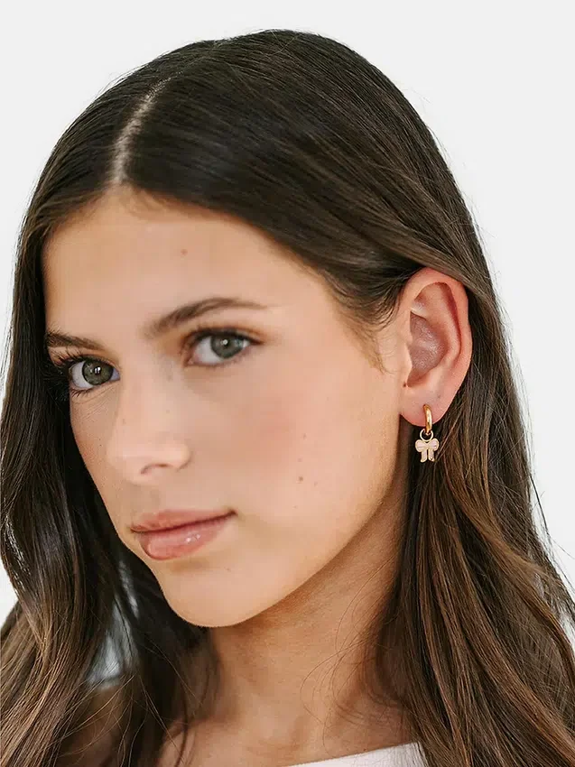 Pierced Co : breloque nœud rose pour boucles d’oreilles Huggie