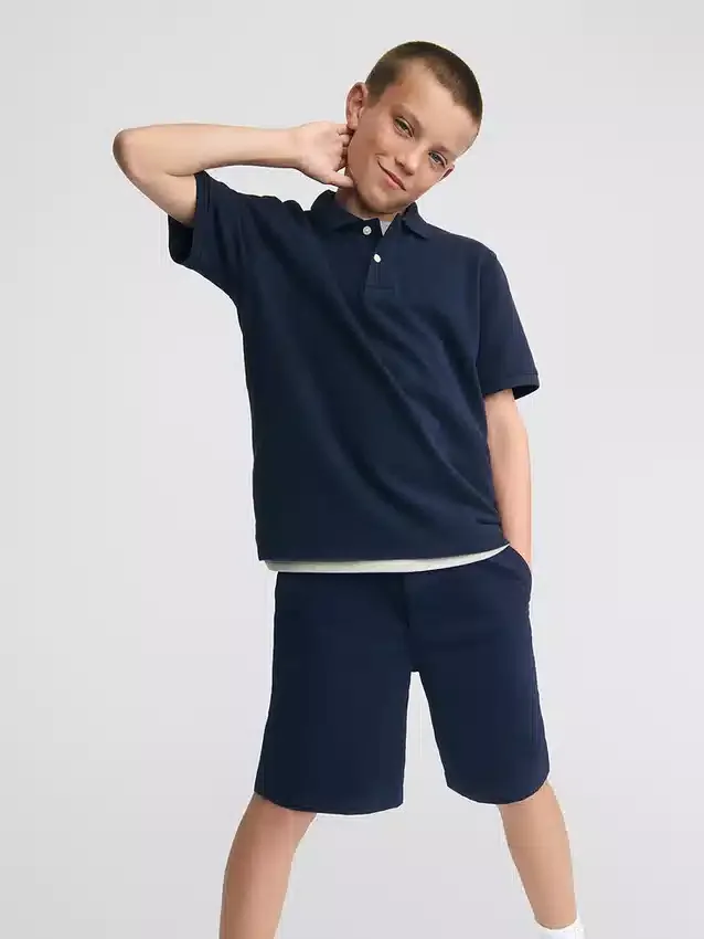 Polo d’uniforme pour enfant