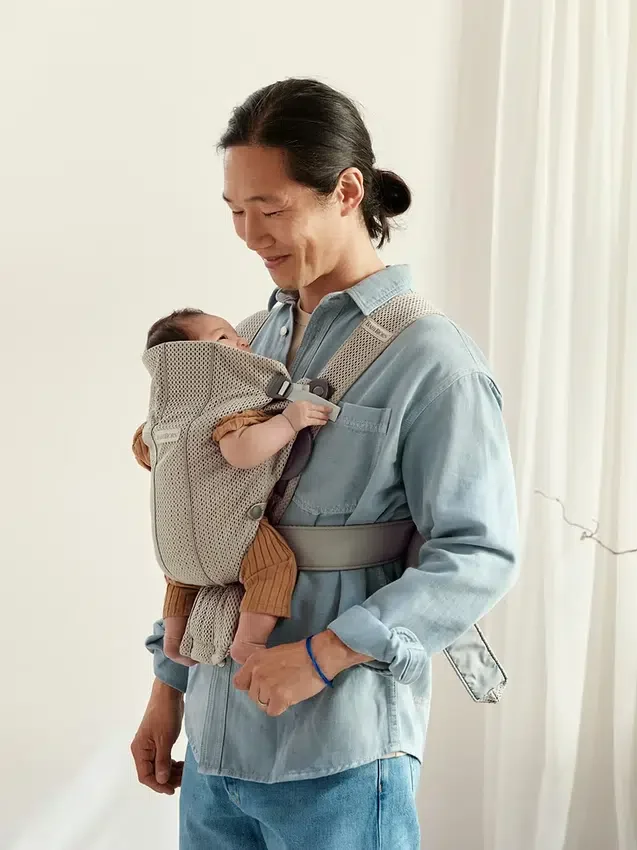 Porte-bébé BabyBjörn Mini en maille 3D