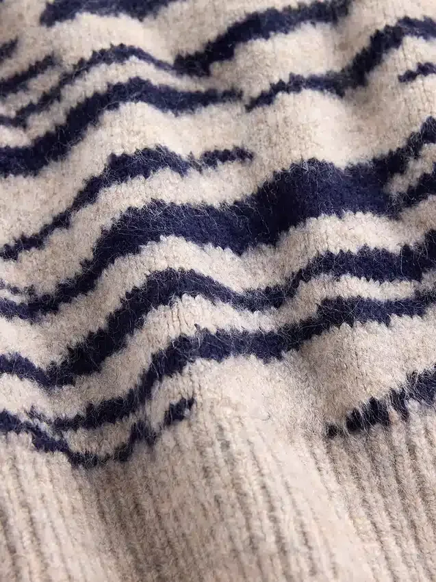 Pull ample à col rond pour enfant