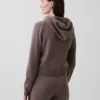 Pull à capuche et fermeture éclair CashSoft
