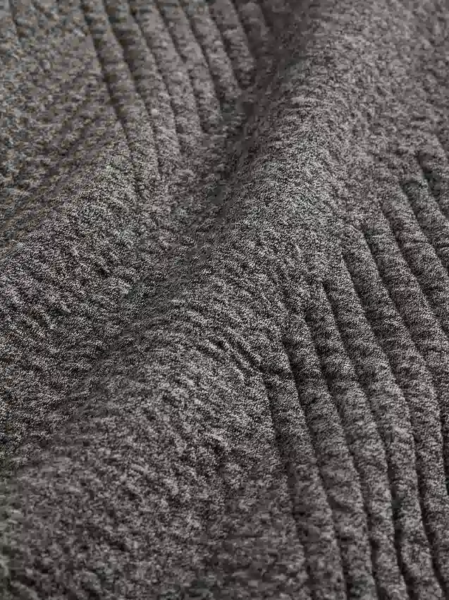 Pull à col cheminée en maille jacquard matelassée GapFit
