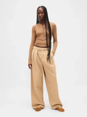 Pull Henley en maille côtelée transparente
