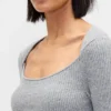 Pull mi-longue en maille côtelée CashSoft