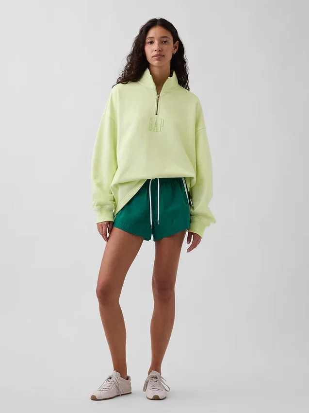 Pull épais oversize à logo et fermeture à glissière quart de longueur