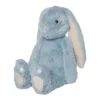 River, le lapin câlin bleu