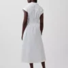 Robe chemise mi-longue cintrée en popeline