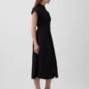 Robe chemise mi-longue cintrée en popeline