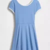 Robe de sport à manches courtes pour enfant