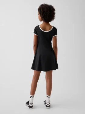 Robe de sport à manches courtes pour enfant