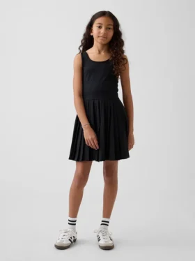 Robe de tennis plissée pour enfant
