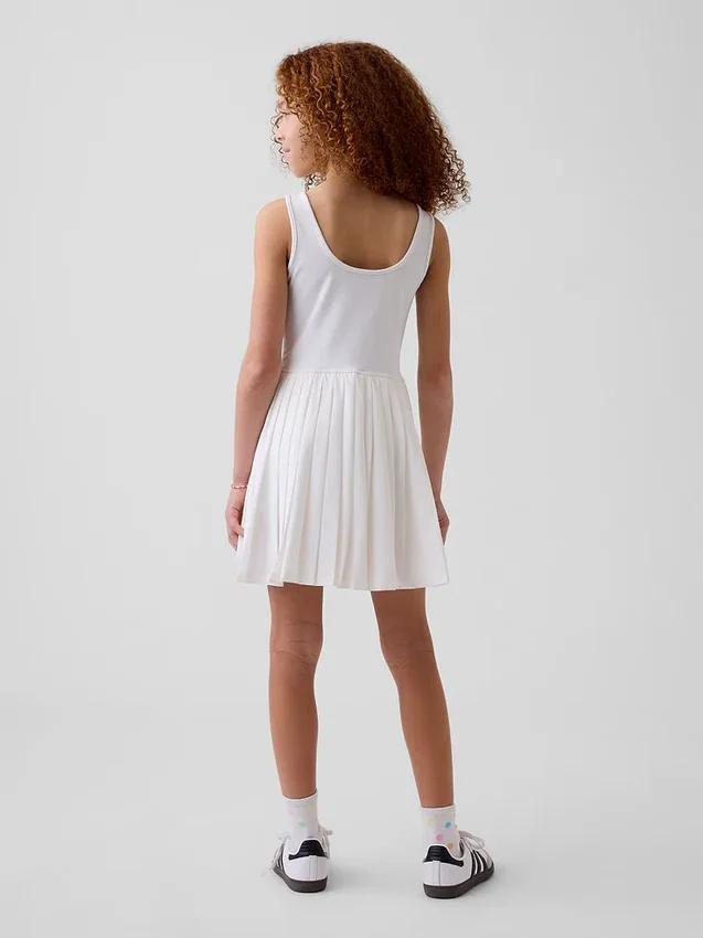 Robe de tennis plissée pour enfant