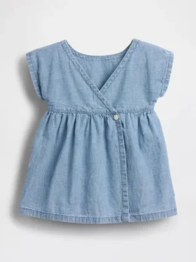 Robe en denim à poches brodée pour bébé