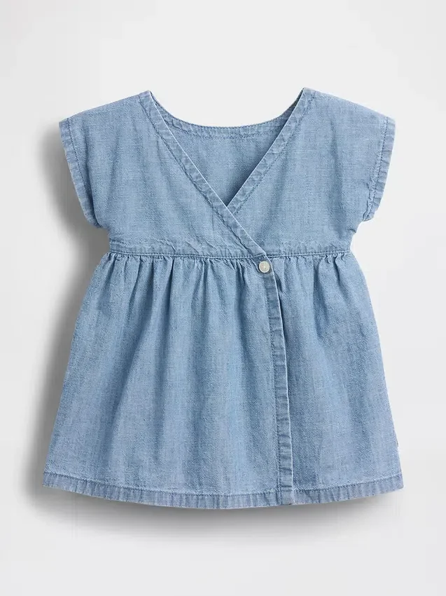 Robe en denim à poches brodée pour bébé