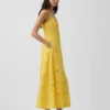 Robe longue à bretelles fines en mélange de lin brodé
