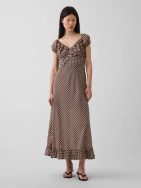 Robe longue à col en V et ourlet à volants