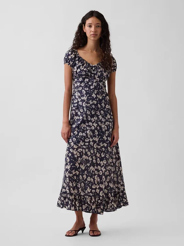 Robe longue à col en V et ourlet à volants