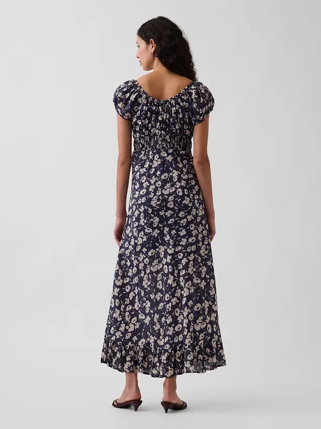 Robe longue à col en V et ourlet à volants