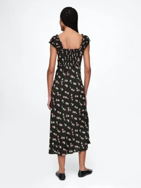 Robe longue en crêpe à encolure en cœur