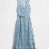 Robe longue en denim à boutons sur le devant et ceinture à nouer