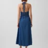 Robe longue en denim à coutures apparentes et col licou