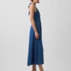 Robe longue en denim à coutures apparentes et col licou