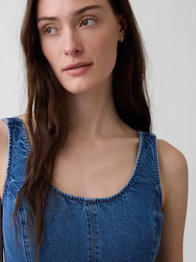 Robe longue en denim à encolure dégagée