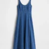 Robe longue en denim à encolure dégagée