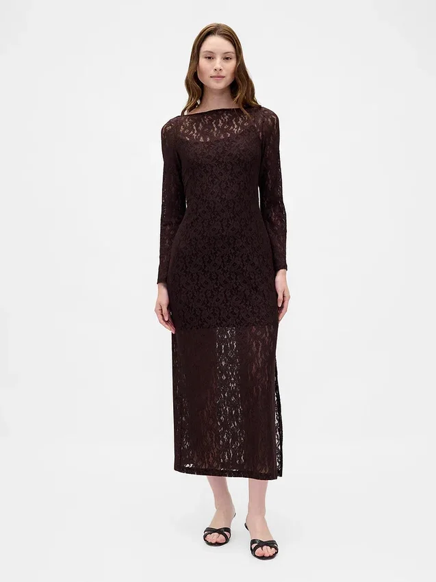 Robe longue en dentelle à manches cloche