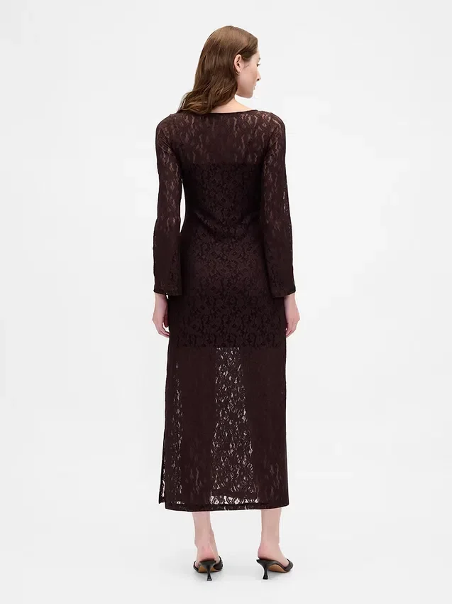 Robe longue en dentelle à manches cloche