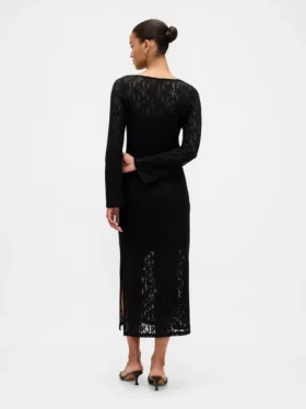 Robe longue en dentelle à manches cloche