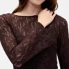 Robe longue en dentelle à manches cloche