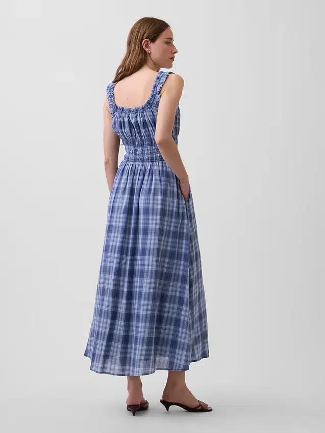 Robe longue en voile à carreaux avec taille smockée