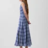 Robe longue en voile à carreaux avec taille smockée