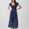 Robe longue en voile à taille smockée