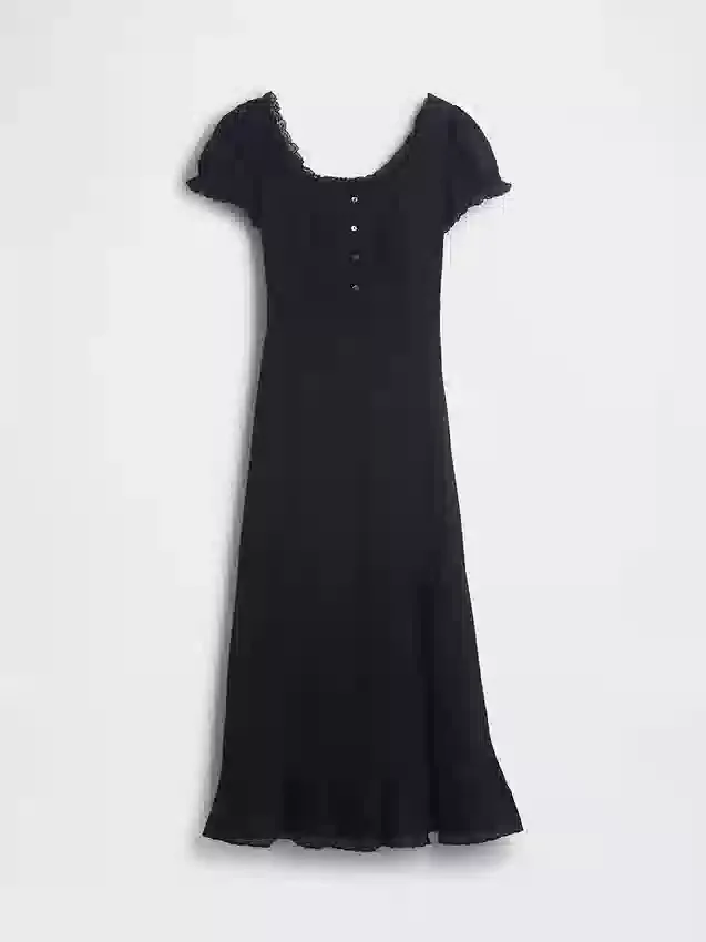 Robe longue à manches bouffantes brodées