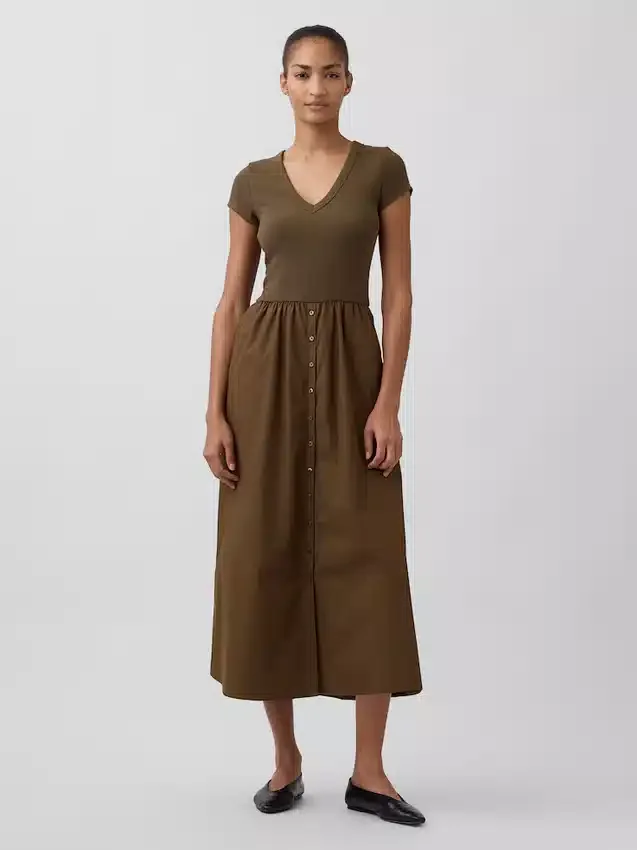 Robe longue moderne en mélange de matières