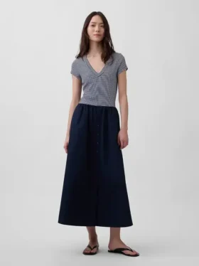Robe longue moderne en mélange de matières