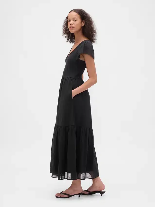 Robe longue moderne à volants en mélange de matières